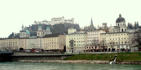 Salzburg from bridge.JPG